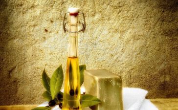 zeytinyağlı sabun saça ve cilde faydaları, zeytinyağlı sabun faydaları